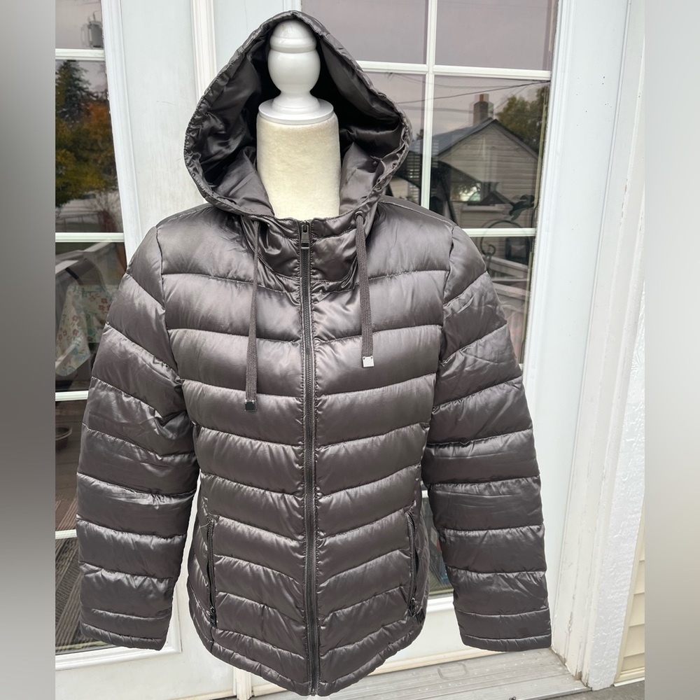 Andrew Marc Down Jacket. L - image 2